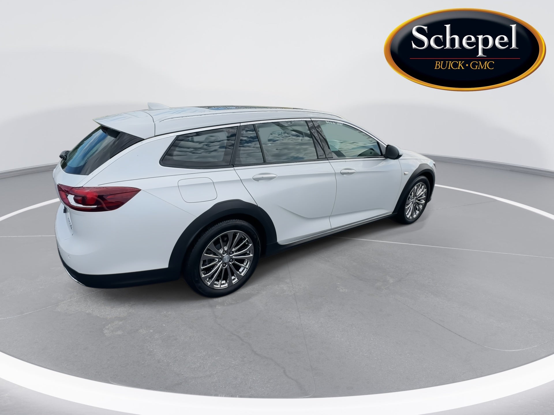 2018 Buick Regal TourX Essence