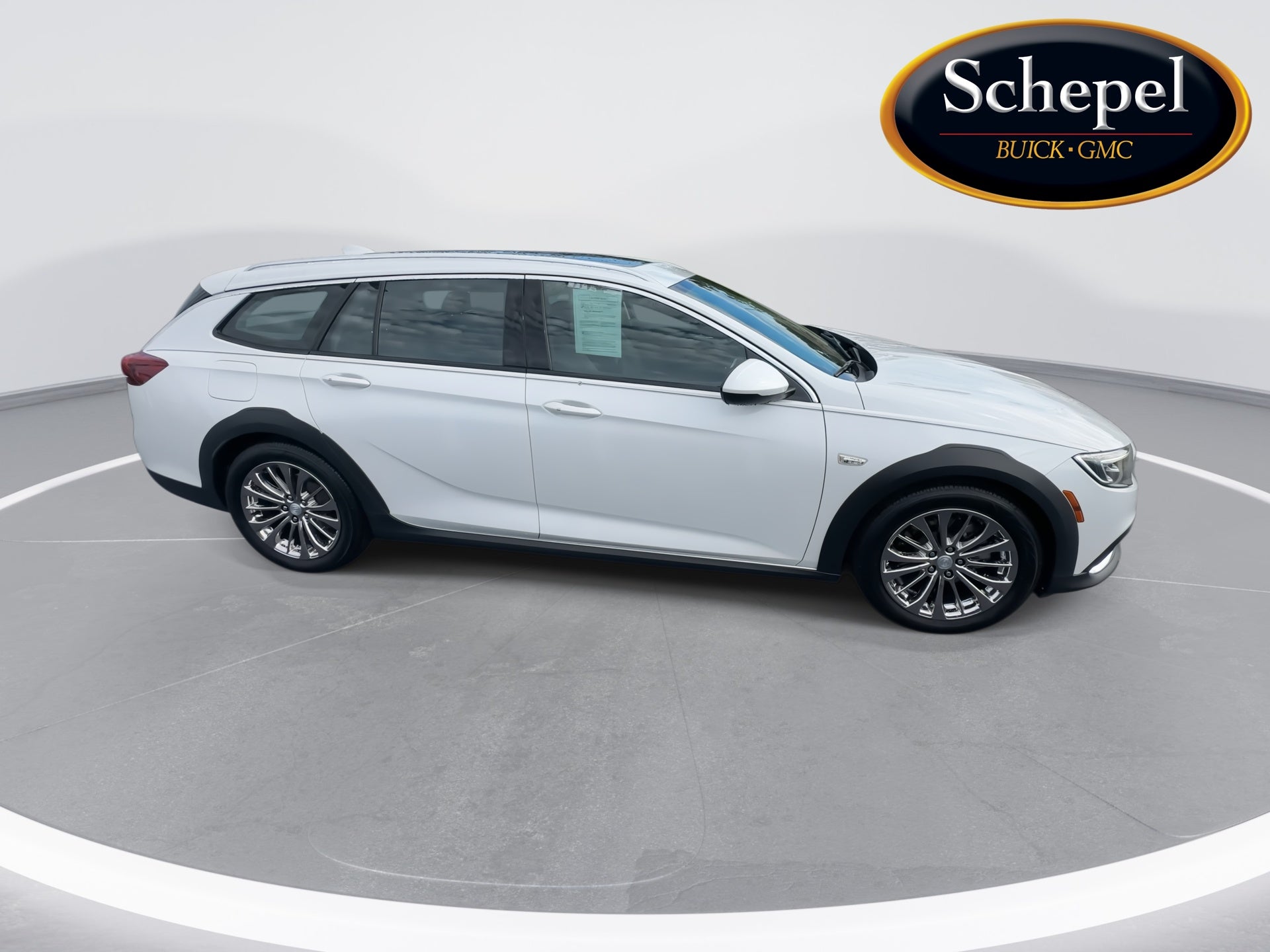 2018 Buick Regal TourX Essence